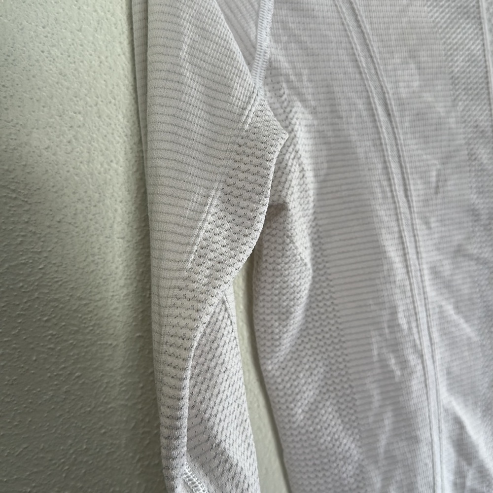 Swiftly Tech Long Sleeve - image 7